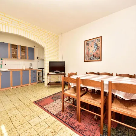 Ljiljana By Interhome Apartmán *