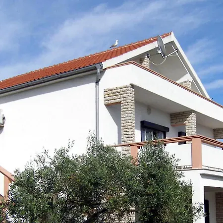 Apartment Apartment Ljiljana By Interhome Vir