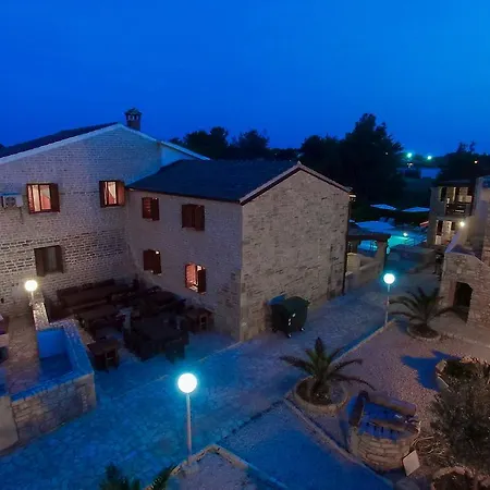 Apartment Ljiljana By Interhome Vir