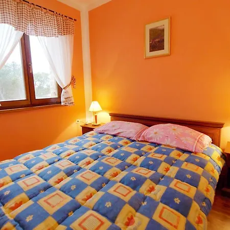 Apartment Ljiljana By Interhome